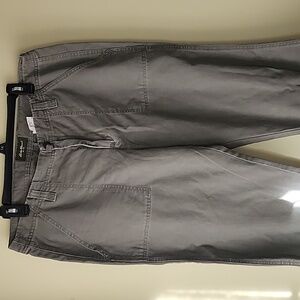 EDDIE BAUER WOMENS  Army Green CROPPED  Pants Sz 14